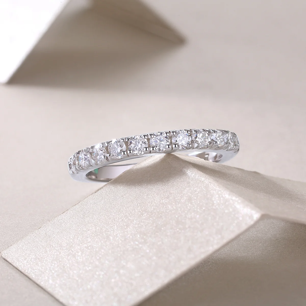 Moissanite Silver Ring Set with Tiny Diamond‑Style Stone – 925 Silver, US Sizes 5‑9