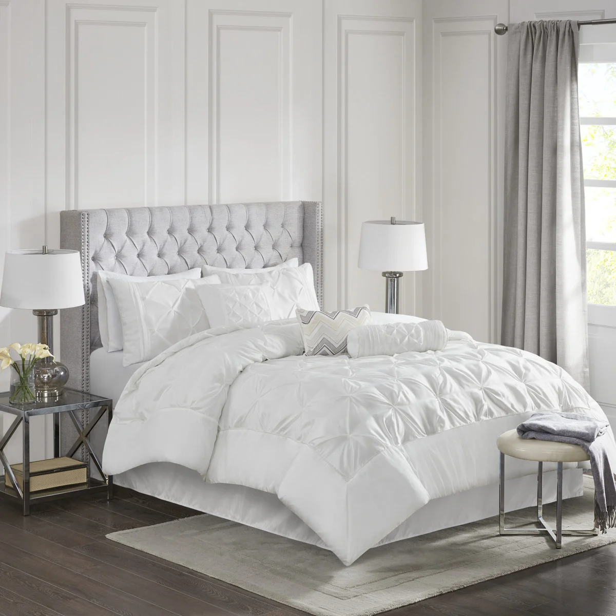 7 Piece Tufted Comforter Set White Full