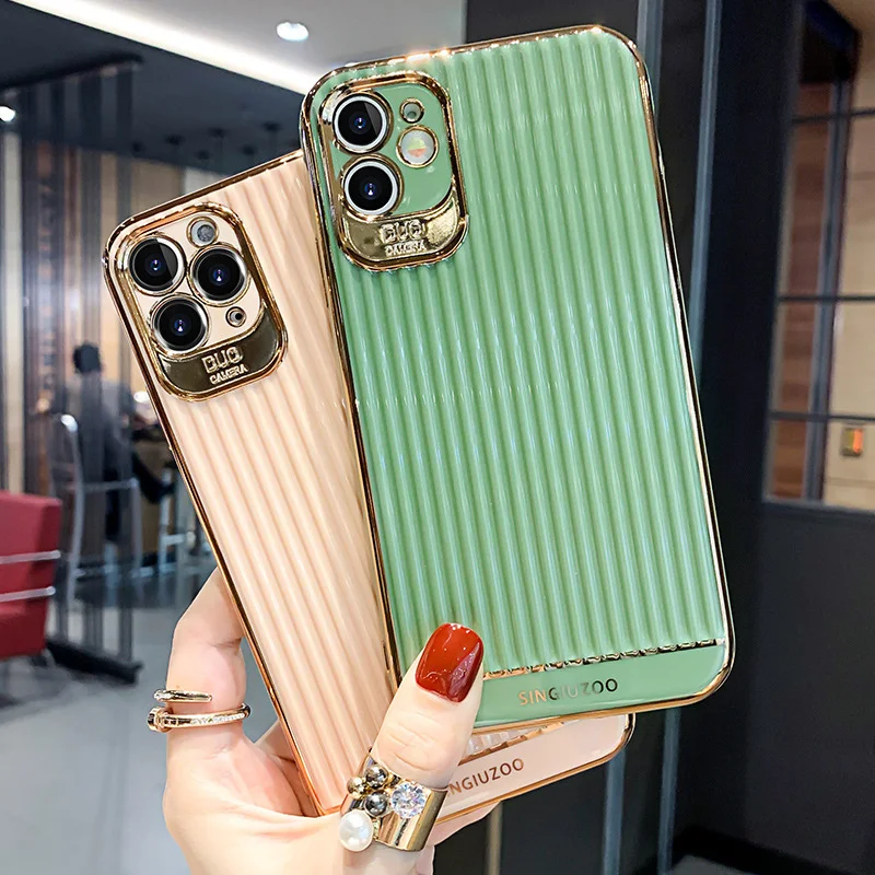 All-inclusive Lens Plating Suitcase Phone Case