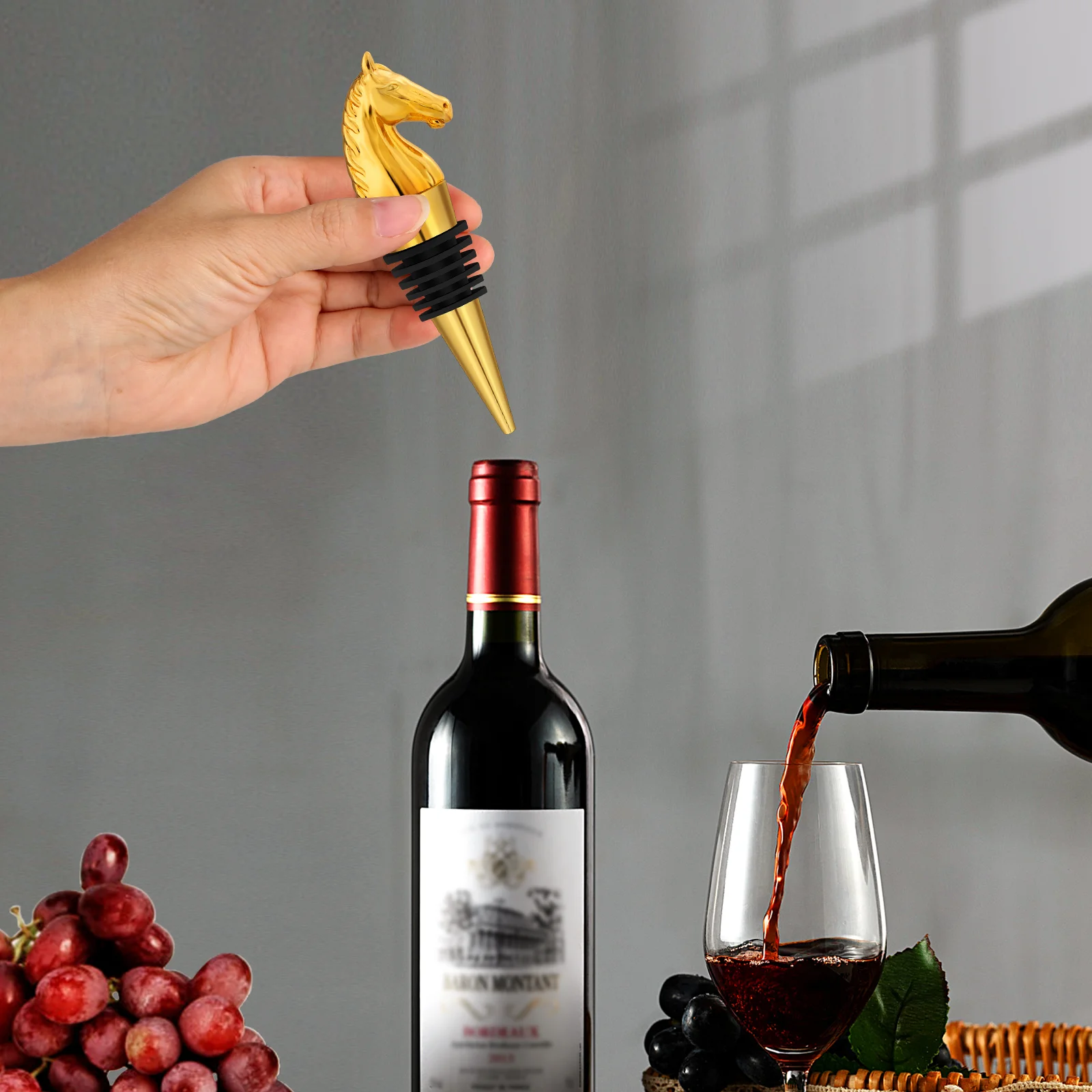 Luxury Horse Head Wine Bottle Stopper Animal-shaped Wine Stopper for Preserving Red Wine, a Kitchen Storage Gift, a Birthday Gift for Universal Wine Preservation Supplies.