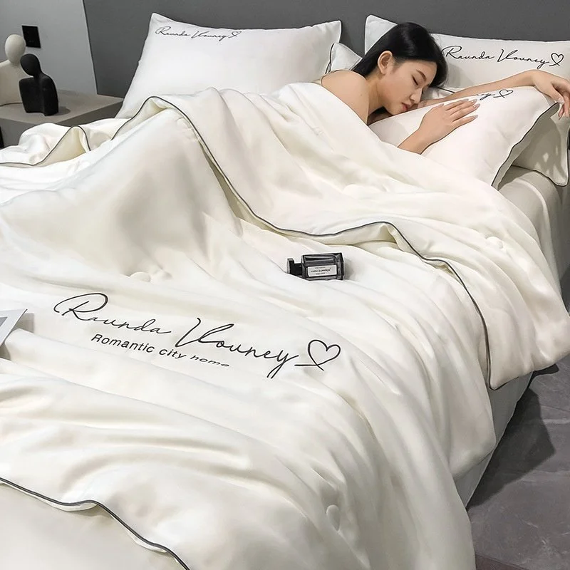 Thin machine washable summer quilt – cool skin‑friendly polyester fiber, reactive printed fabric