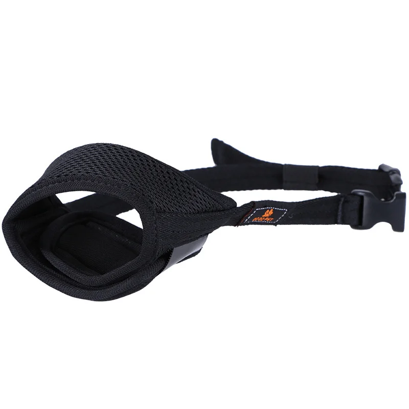 Mouth Cover to Prevent Eating Indiscriminately Large Labrador Dog