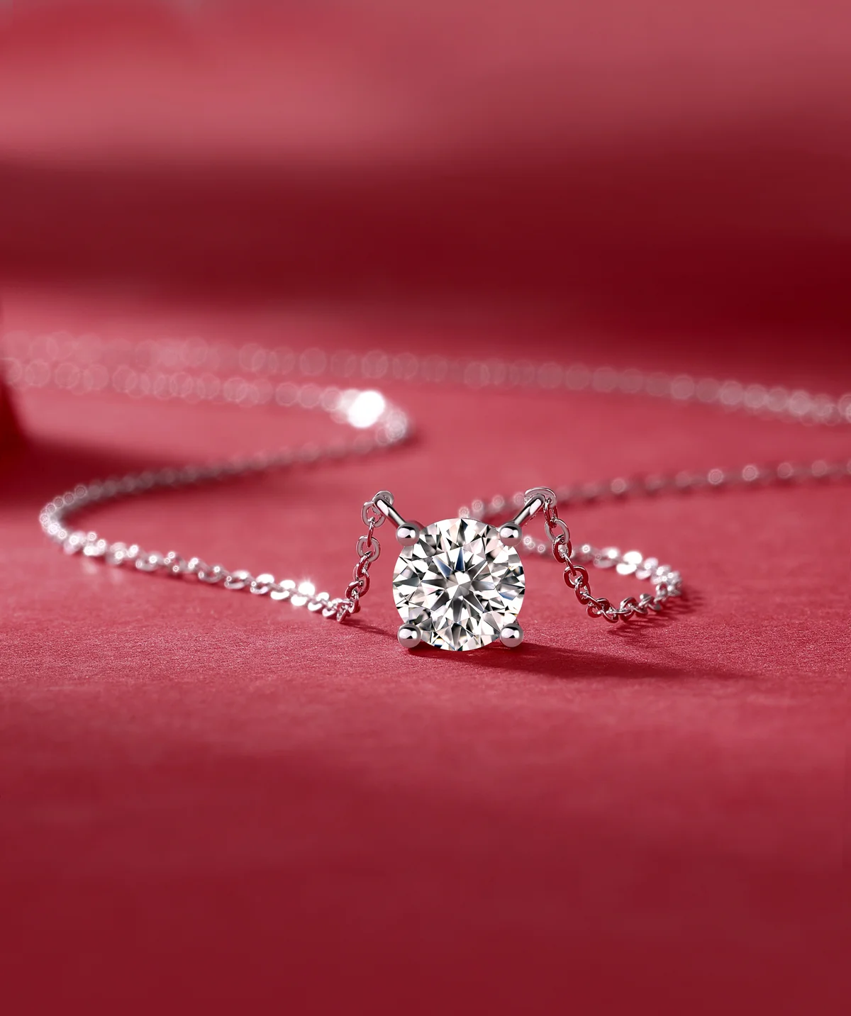 Moissanite necklace pendant set with 1‑carat and 2‑carat stones in S925 silver and platinum plating
