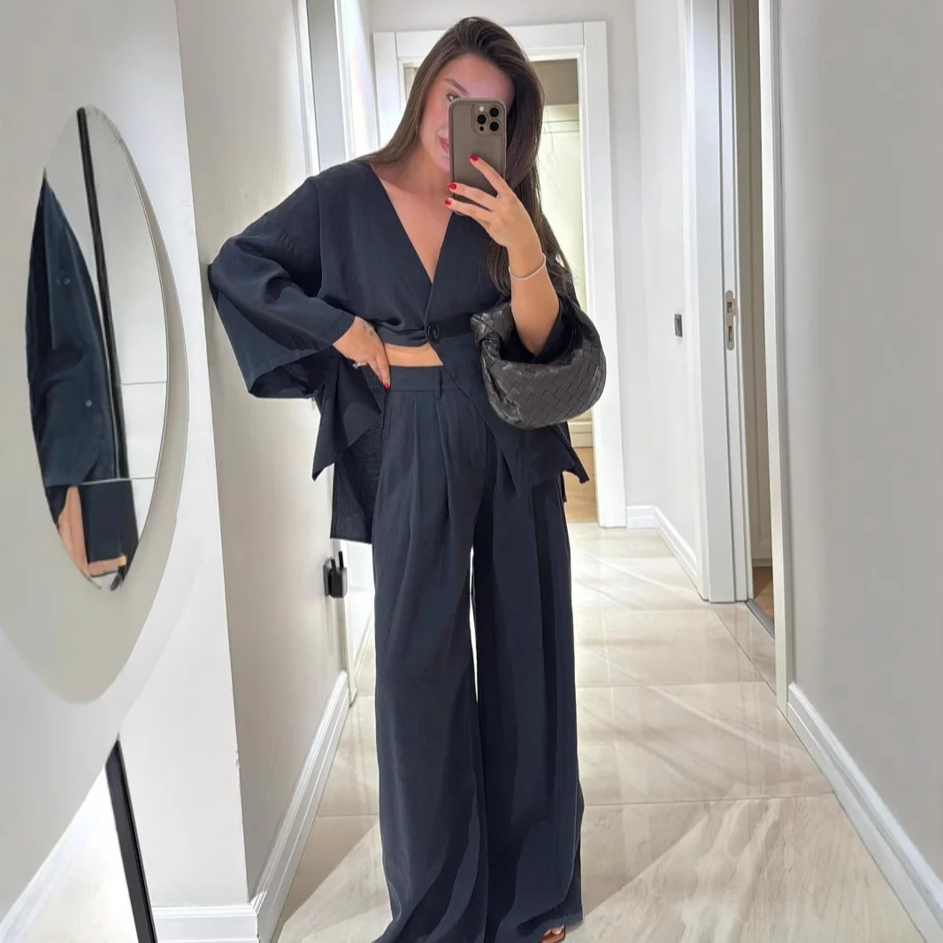 New Fashion Loose-fitting Women's V-neck Top and Wide Leg Pants Casual Suit