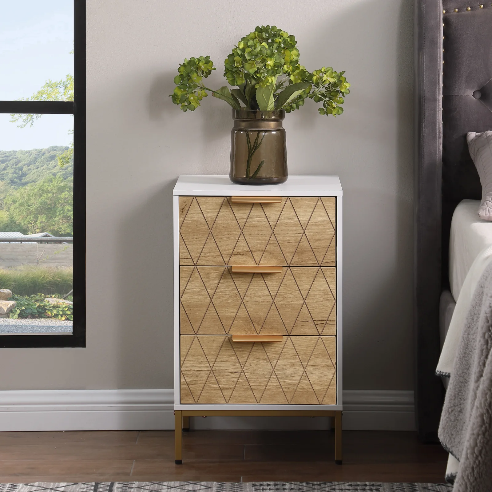 Nightstand with 3 Drawers, Mid-century Modern End Table,gold Metalfeet, Gold Metal Handles , Drawer Panels Are Shaped By Cutting Lines,end Table for Bedroom,white and Natural