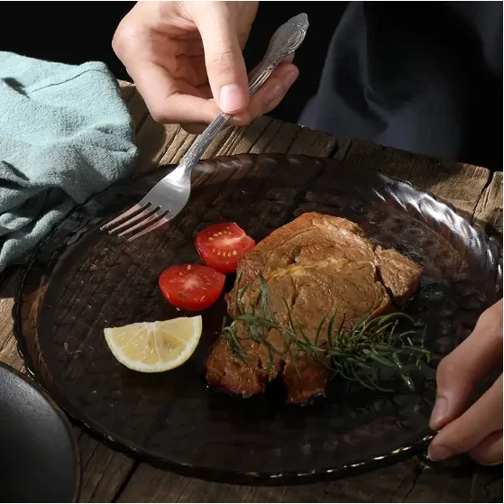 Product Name Deluxe Premium Cutlery Flatware Set for the Home Stainless Steel Cutlery Service with 1 Dinner Fork, 1 Dinner Knife, 1 Dinner Spoon and 1 Tea Spoon Durable, Elegant and Rust Resista