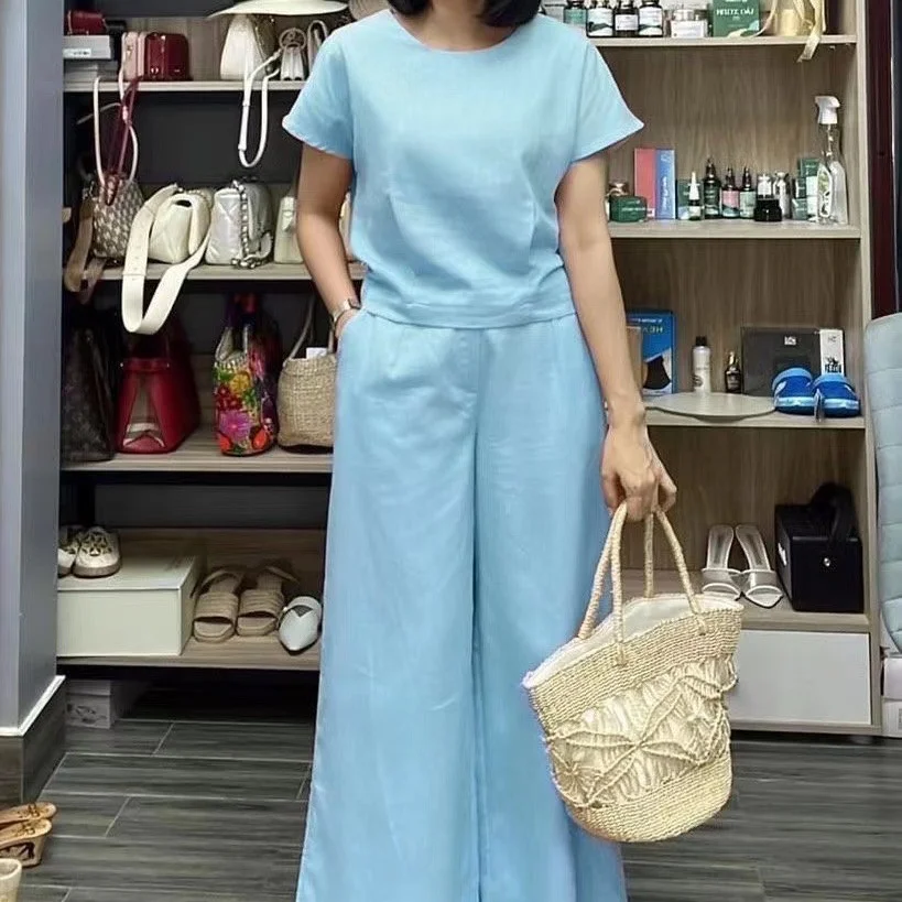 Short Sleeved Temperament Commuting Two-piece Set for Women