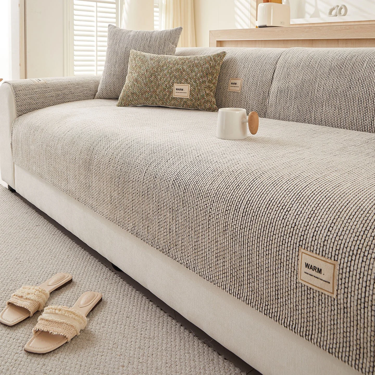 Simple Thick Chenille Sofa Cushionversatile for All Seasons with a One-piece Design and Non-slip Backing