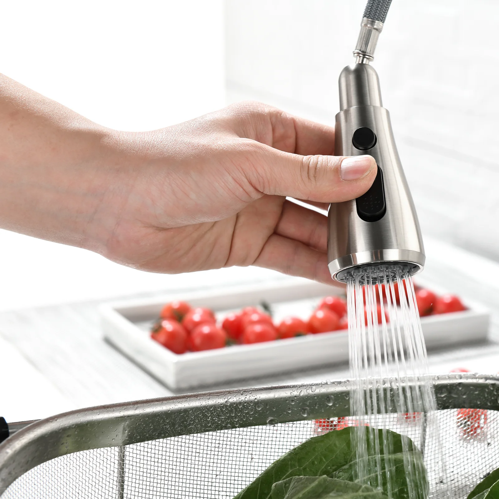 Single Handle High Pull Out Kitchen Faucet, Single-stage Stainless Steel Kitchen Sink Faucet, with Pull Down Spray