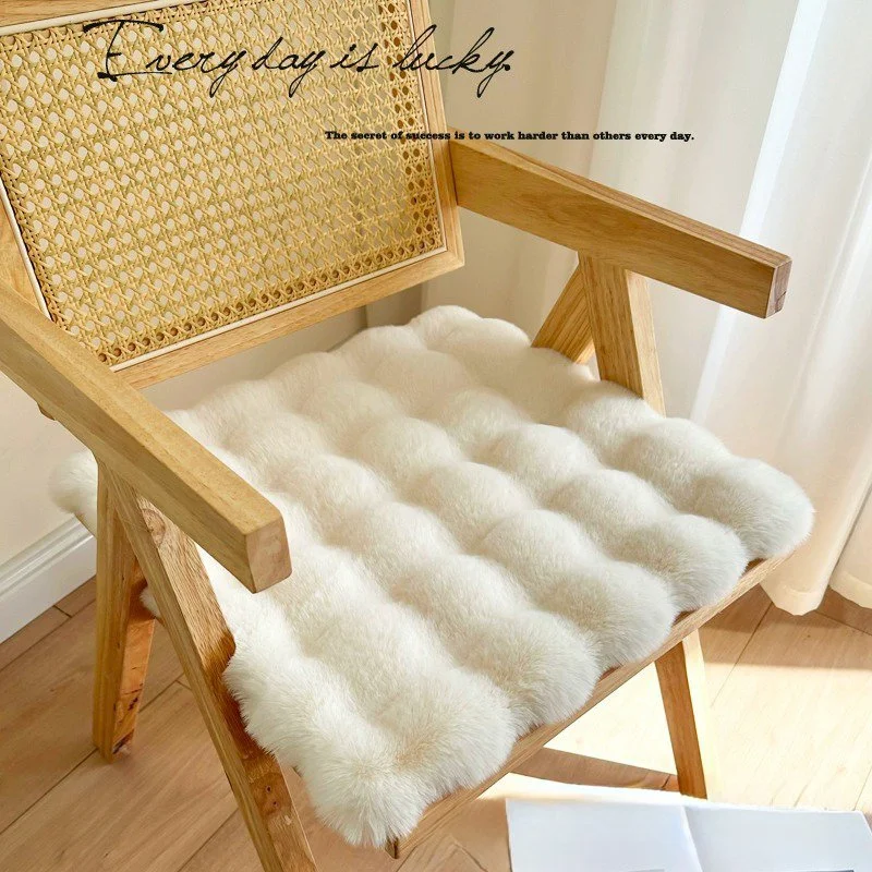 Warm Soft Rabbit Plush Chair Cushion Computer Chair Casual Dining Floor Carpet Thickened Student Stool Cushion