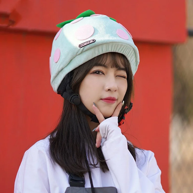 Cute Ski Helmet Cover for Outdoor Enthusiasts