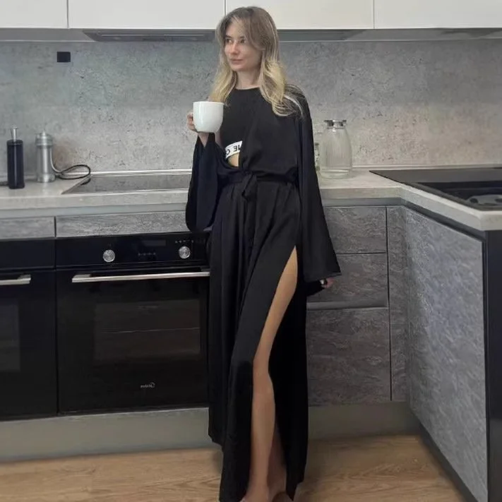 Elegant Beach Vacation Robe for Women