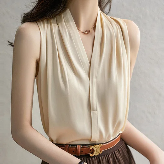 French-style Elegant And Chic Halter-neck Smooth Camisole