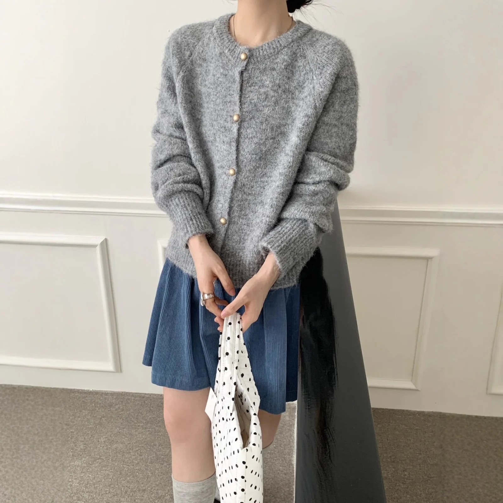 Metal Buckle Round Neck Knitted Cardigan Loose Casual