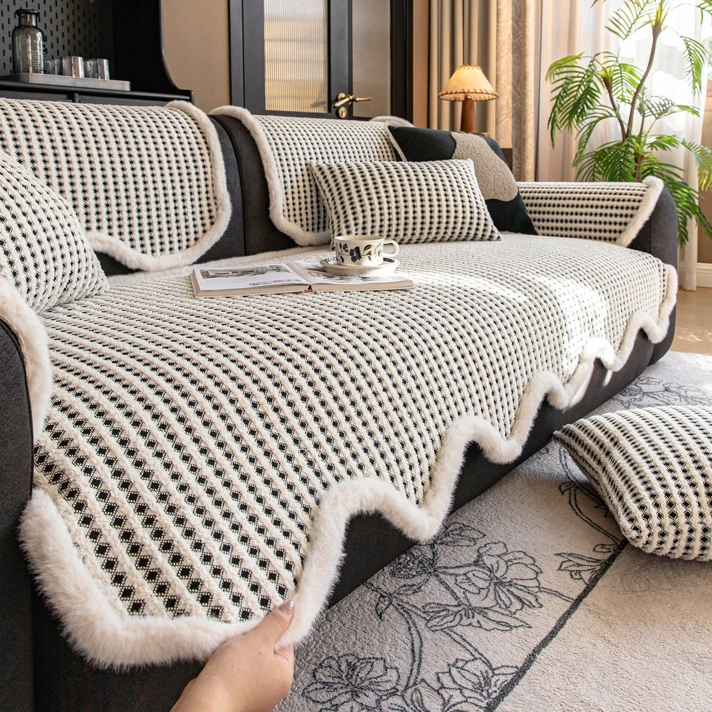Non-Slip Leather Sofa Cover - Waterproof Couch Protector
