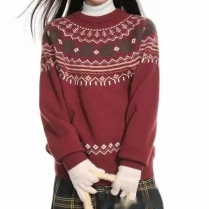 Round-neck Knitted Sweater for Fall and Winter