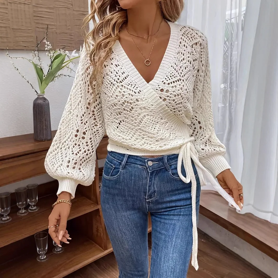 Solid Color and V-neck Lace-up Elegant Lantern Sleeve Long Sleeve