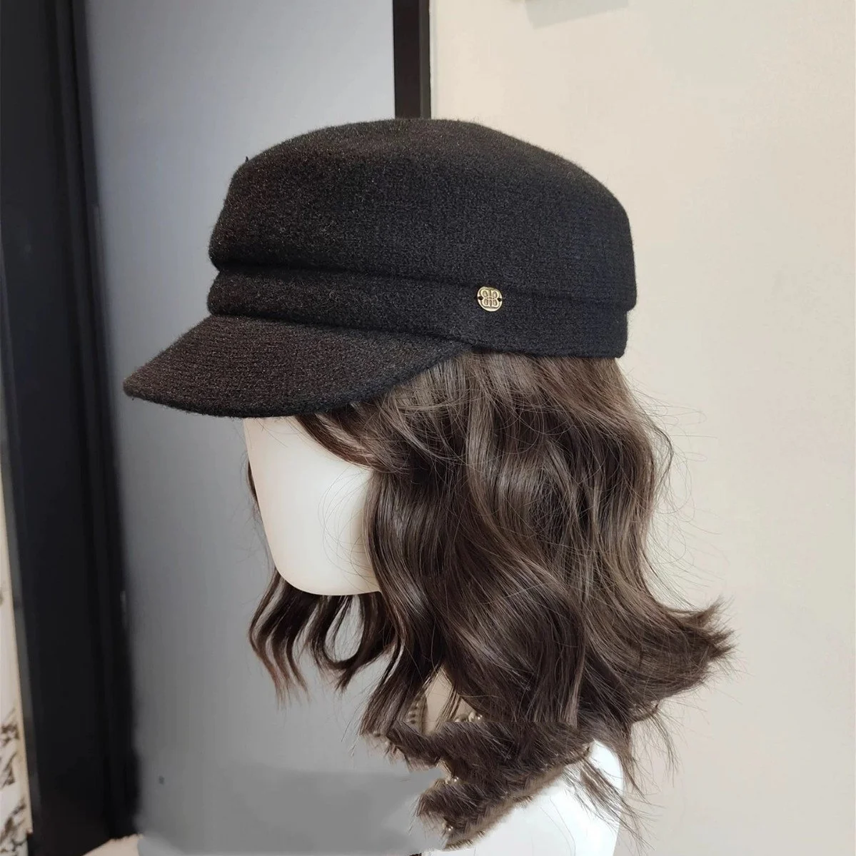 Stay Warm & Stylish Beret for Fall & Winter