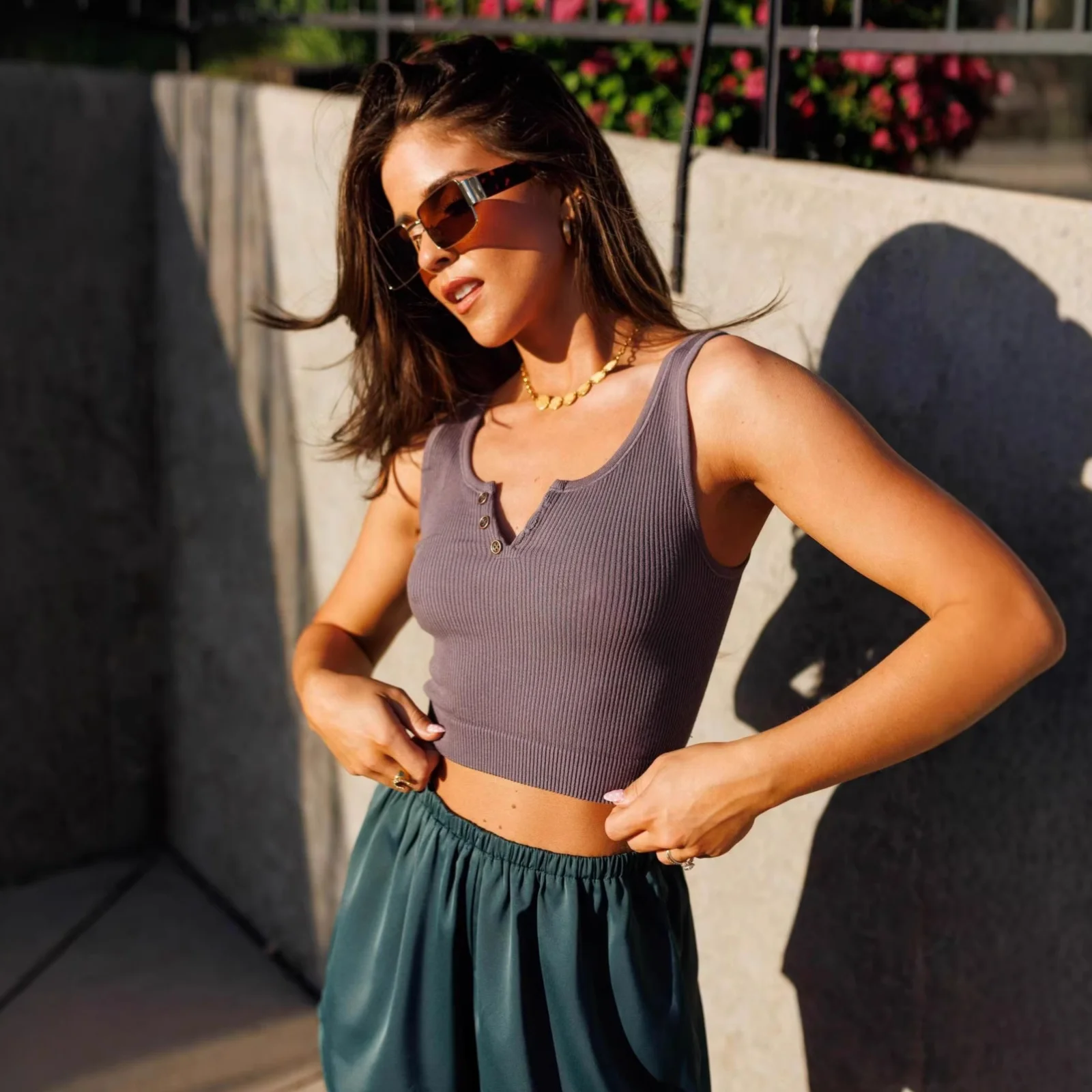 Womens Sleeveless Midriff-baring Tank Top