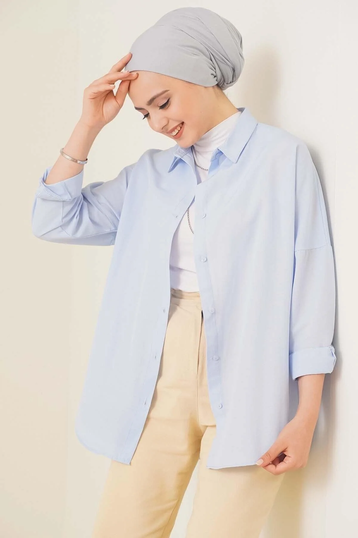 Oversized cotton-polyester blend hijab shirt in light blue
