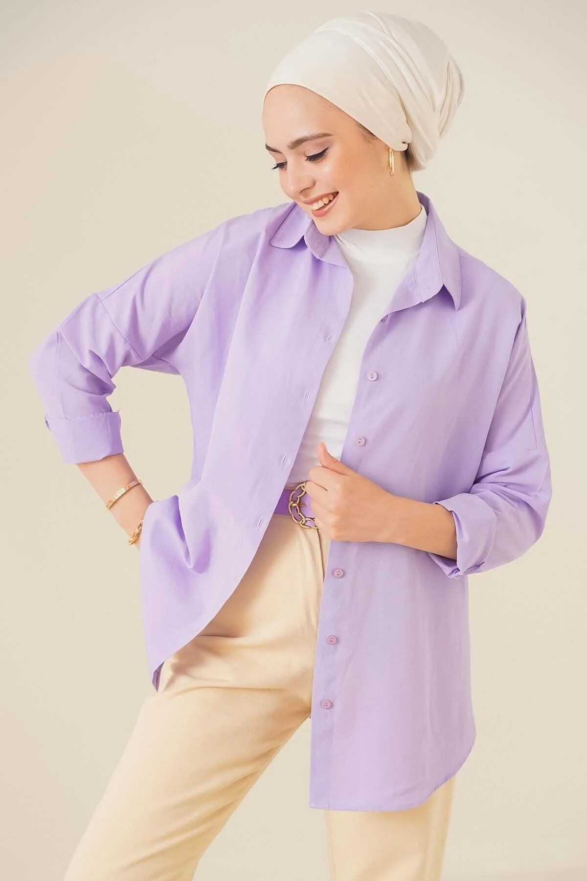 Oversized cotton-polyester blend hijab shirt in lilac