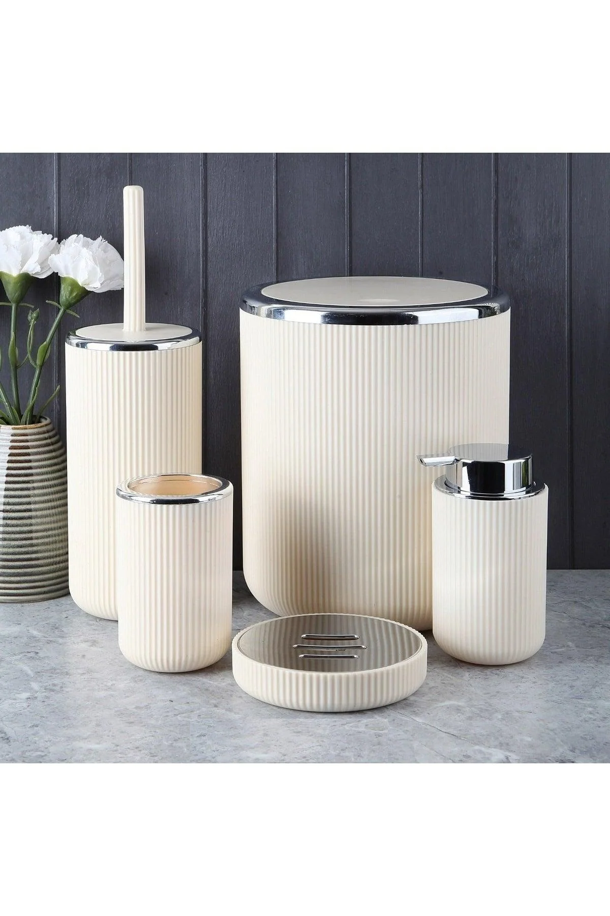Cream 5-Piece Bathroom Accessory Set with Metallic Details