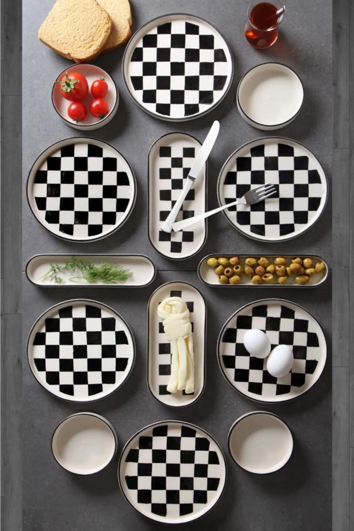 14-piece geometric breakfast set with checker pattern for 6 people