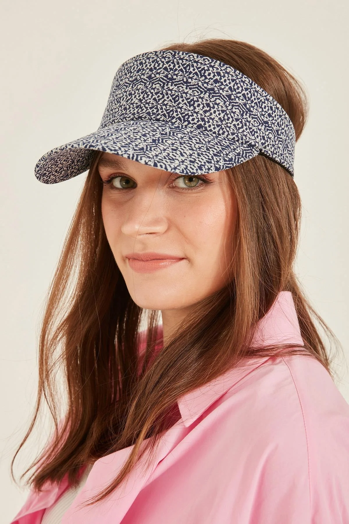 UV protected cotton visor hat with lace pattern design