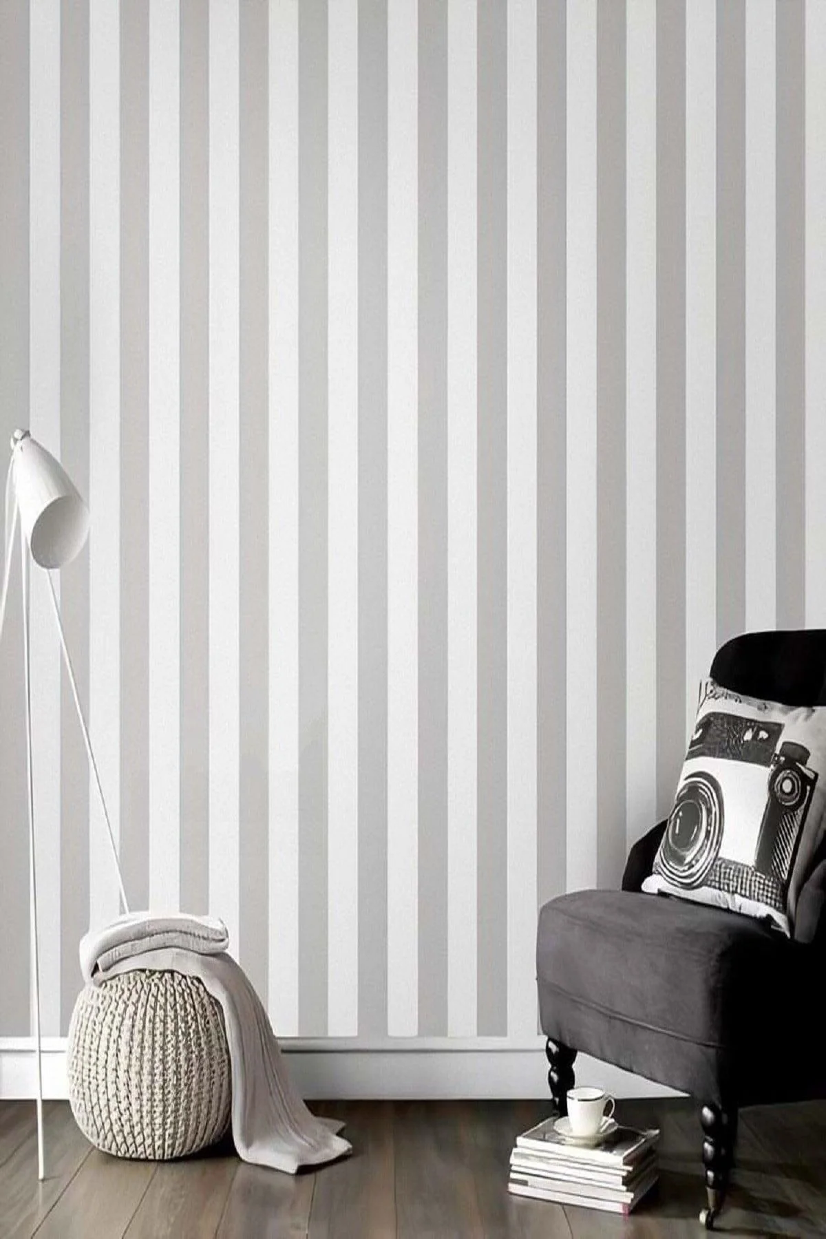 Striped Pattern Breathable Wallpaper – 5 m² Roll, Stain‑Resistant