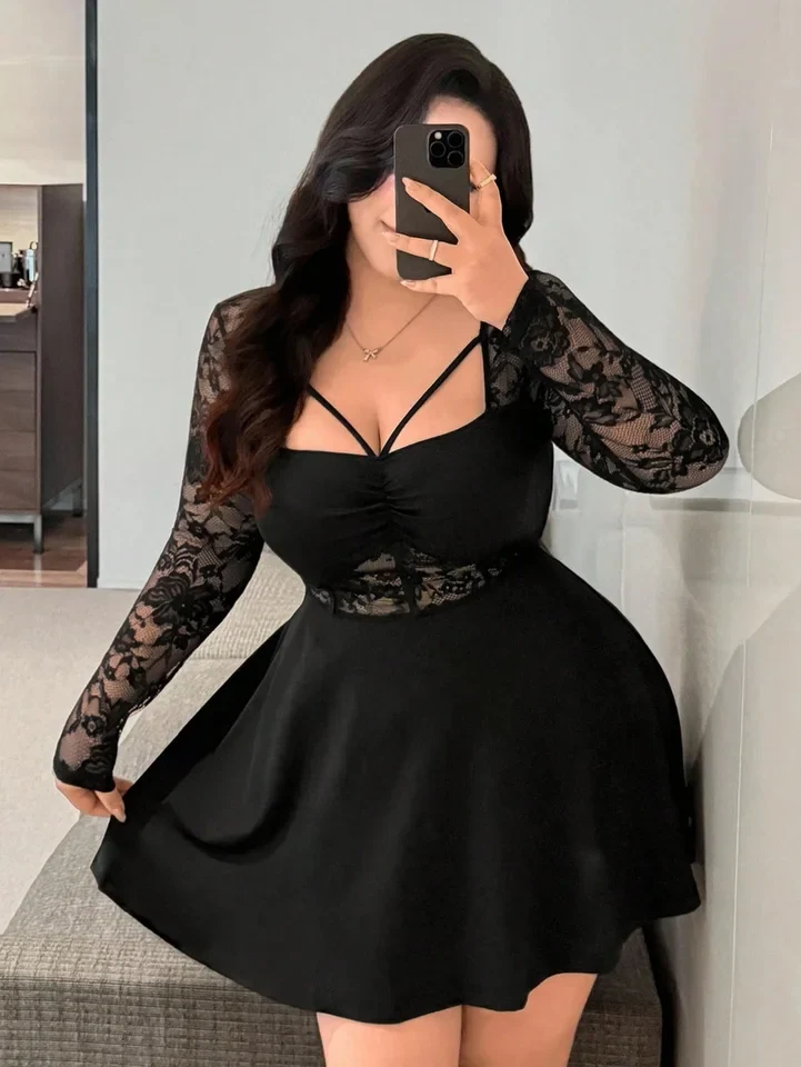 Lace mini dress with long sleeves and ruched detail for plus sizes