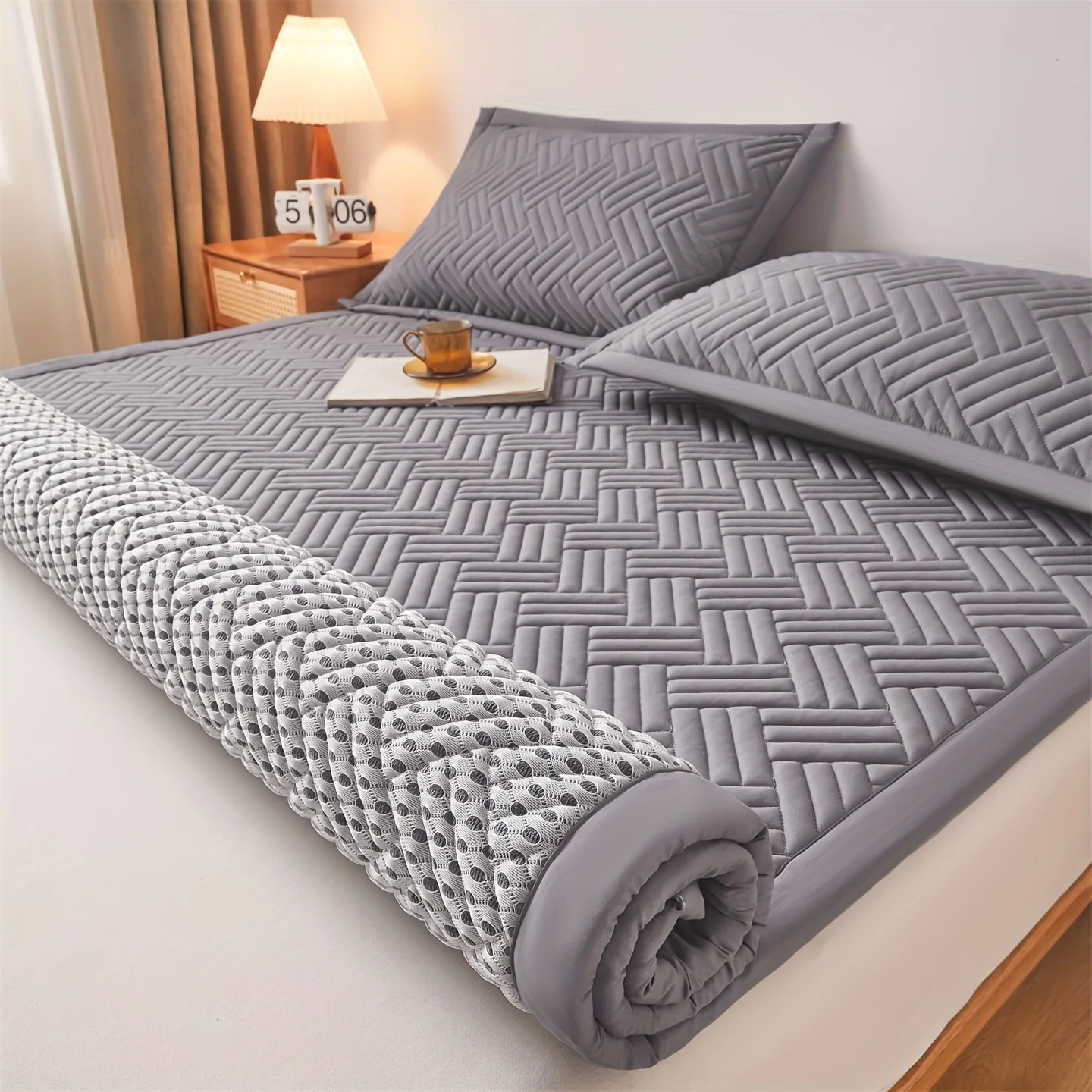 Solid Fabric Cushion for Bedrooms, Breathable and Comfortable