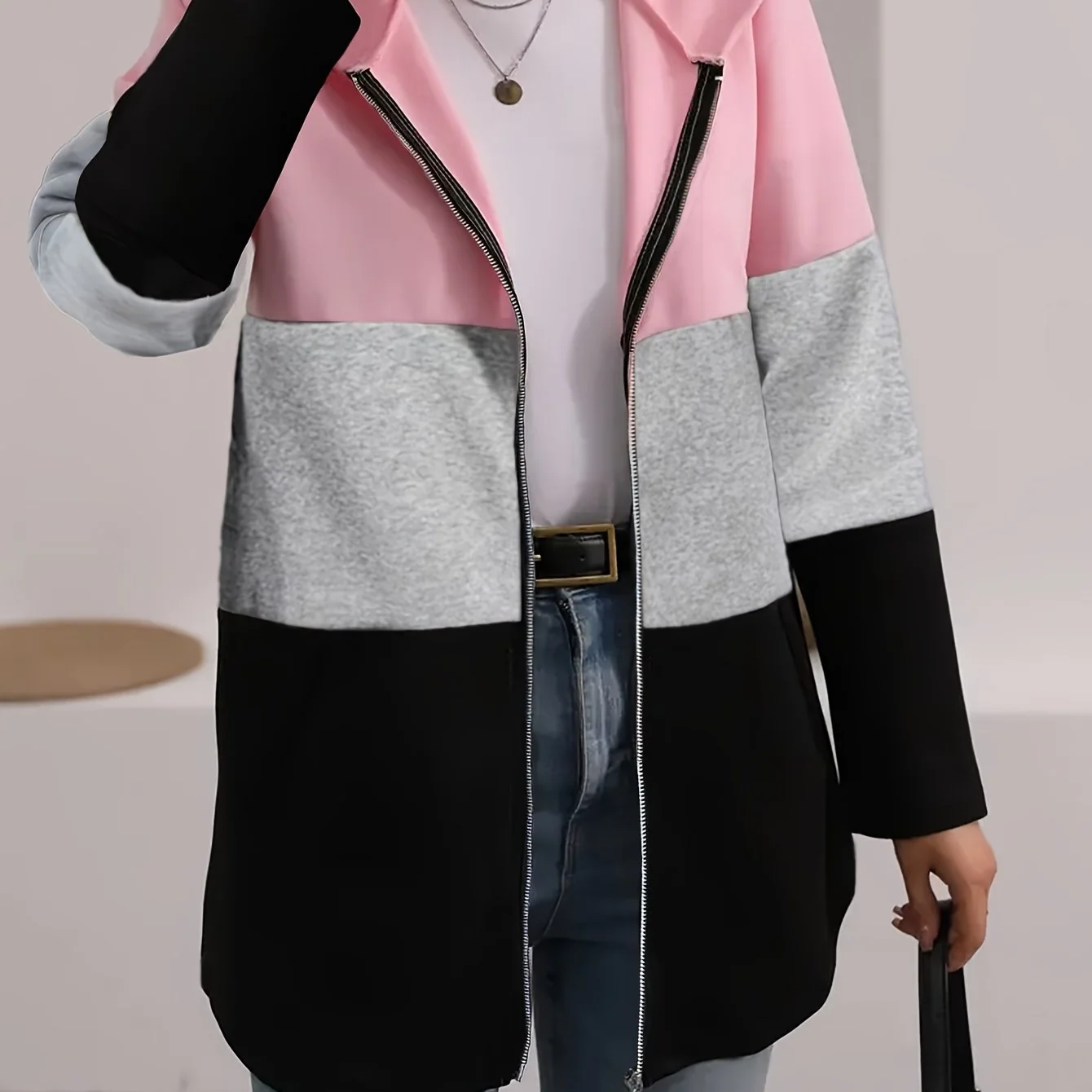 Plus size patchwork hooded sweatshirt jacket