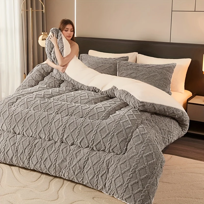 Heavyweight winter bedspread in soft milk velvet for all-season warmth