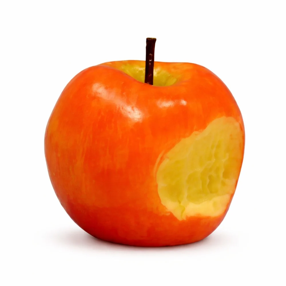 Apple-shaped soy wax candle with apple fragrance – long-lasting scent decoration