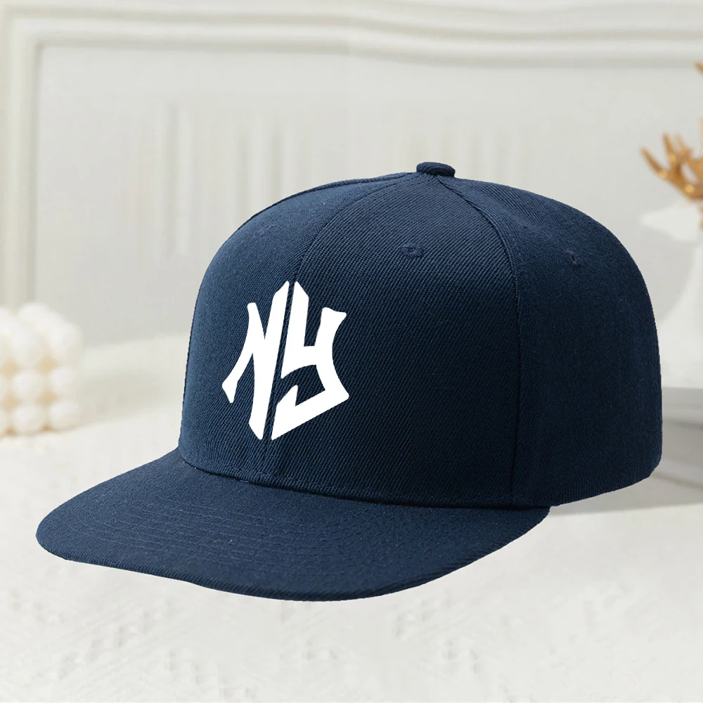 Unisex baseball cap with soft sweat-absorbing fabric and adjustable fit