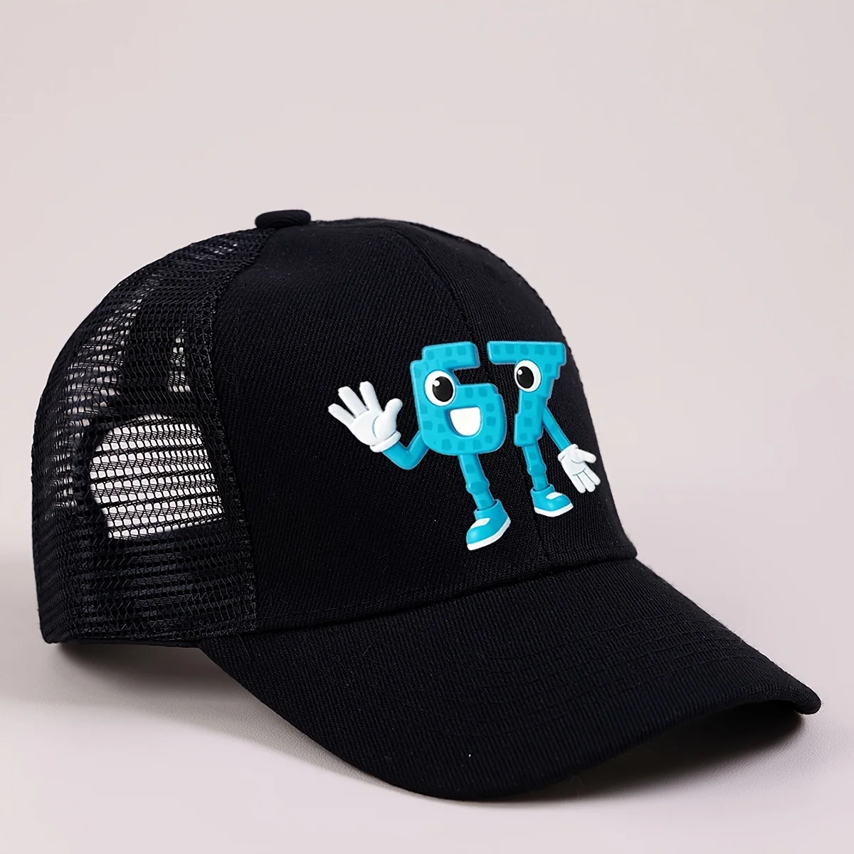 Adjustable lightweight baseball cap for kids with playful design