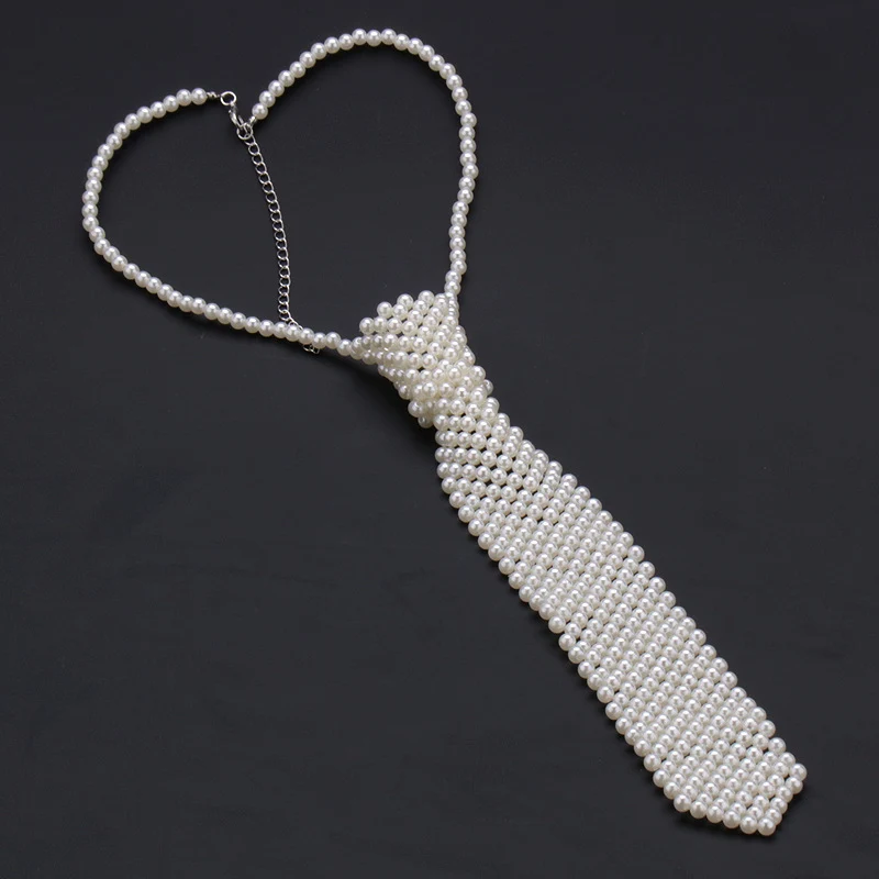 Hand-Beaded Bow Tie – Trendy Design, Elegant Attire