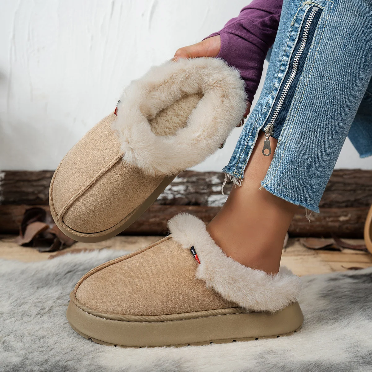 Thickened Plush Home Slippers – Multi‑Color, Lightweight, Warm Indoor Slippers