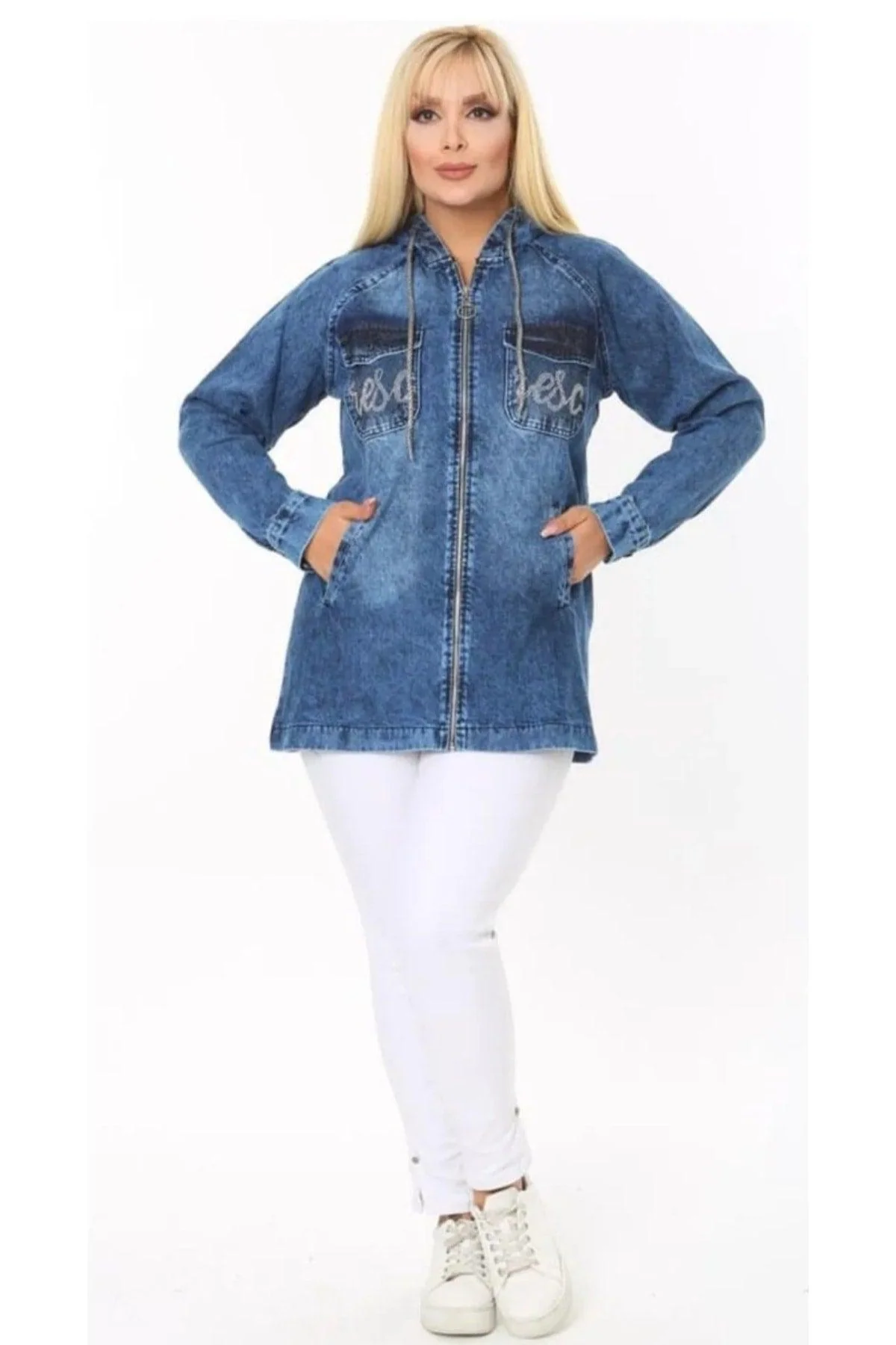 Women's oversized denim jacket with embroidered details