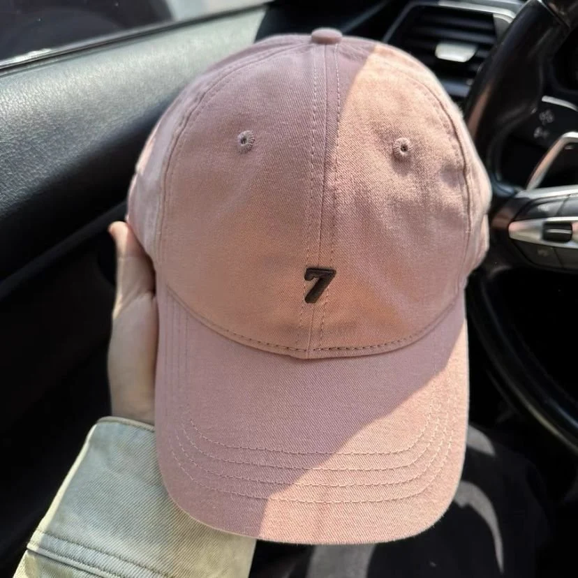 Adjustable 7-Panel Baseball Cap for Women
