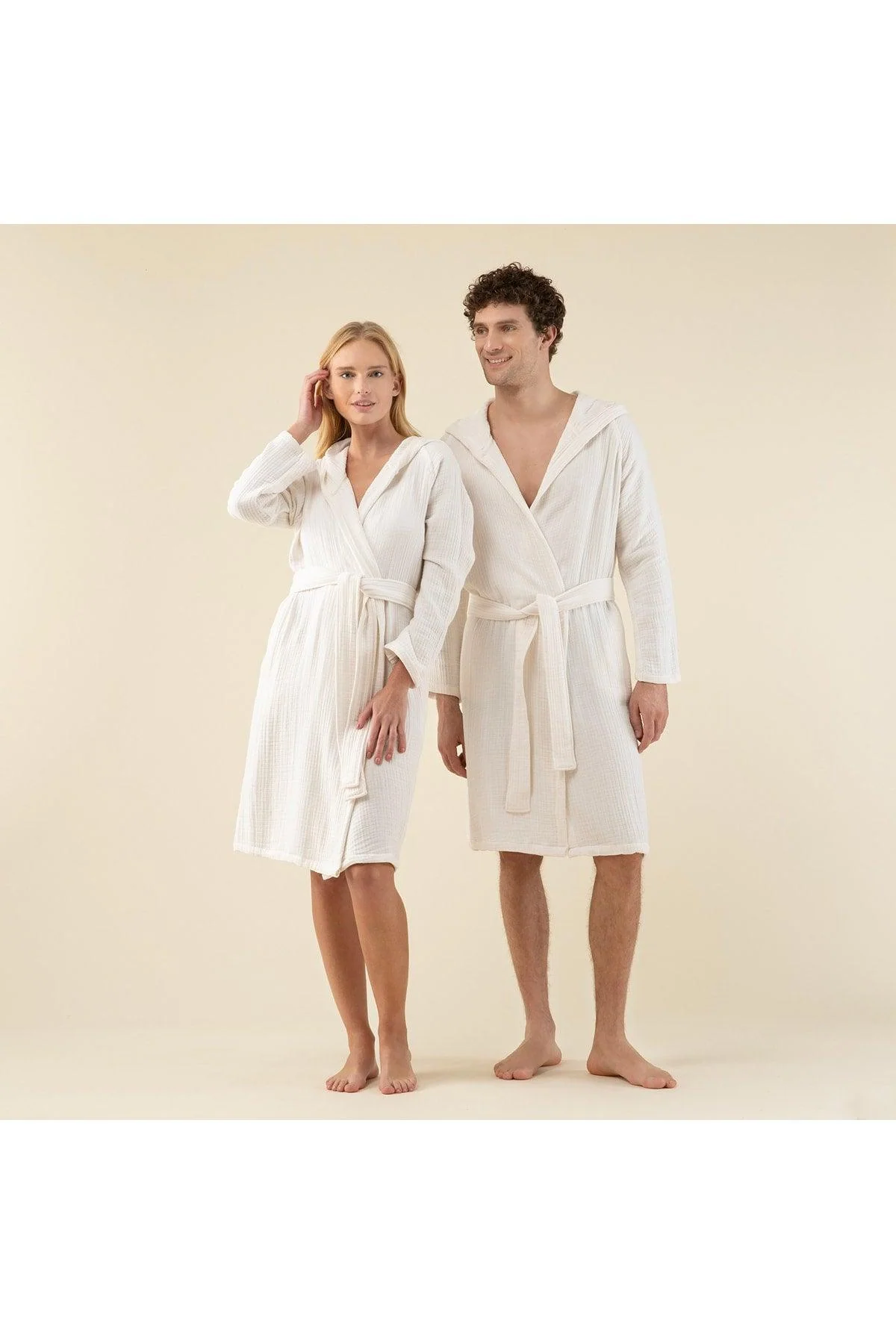 Unisex ecru bathrobe made from bamboo and cotton blend