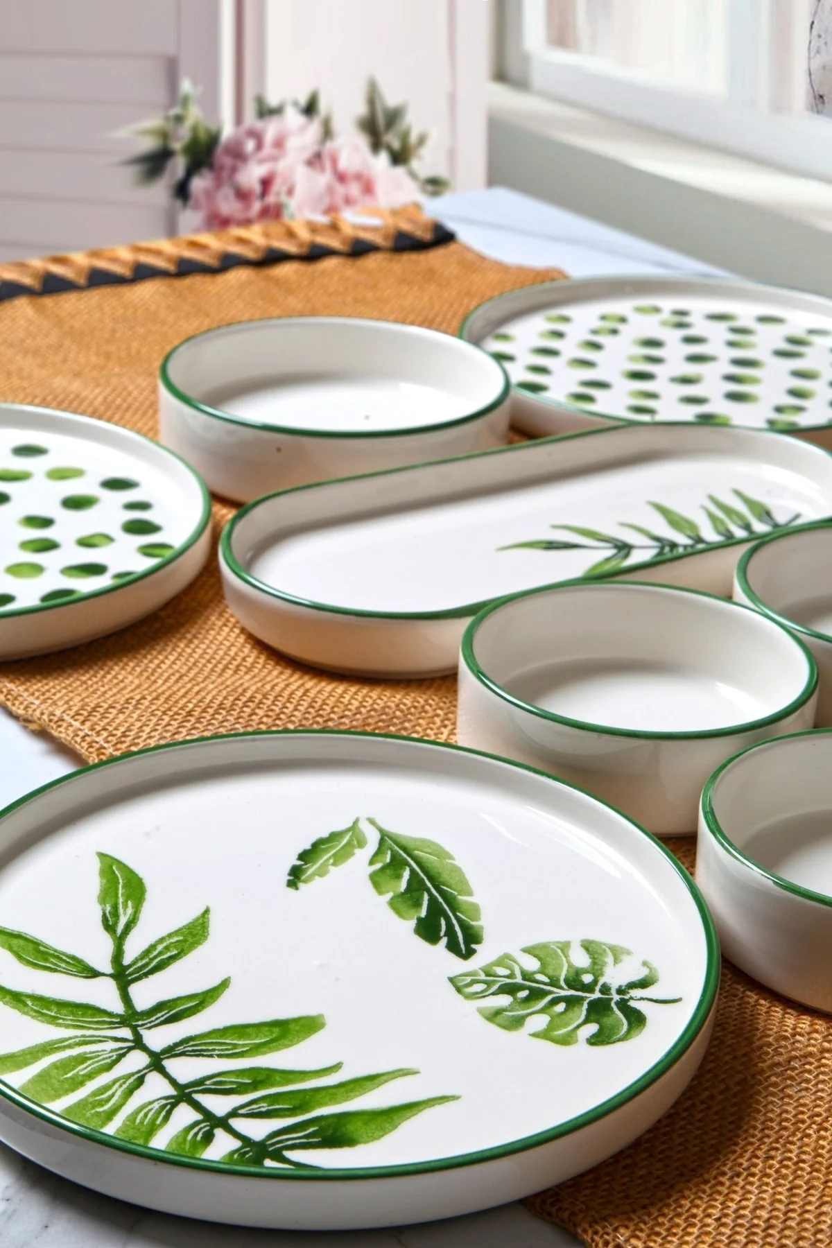 14-piece stackable ceramic breakfast set for 6 people