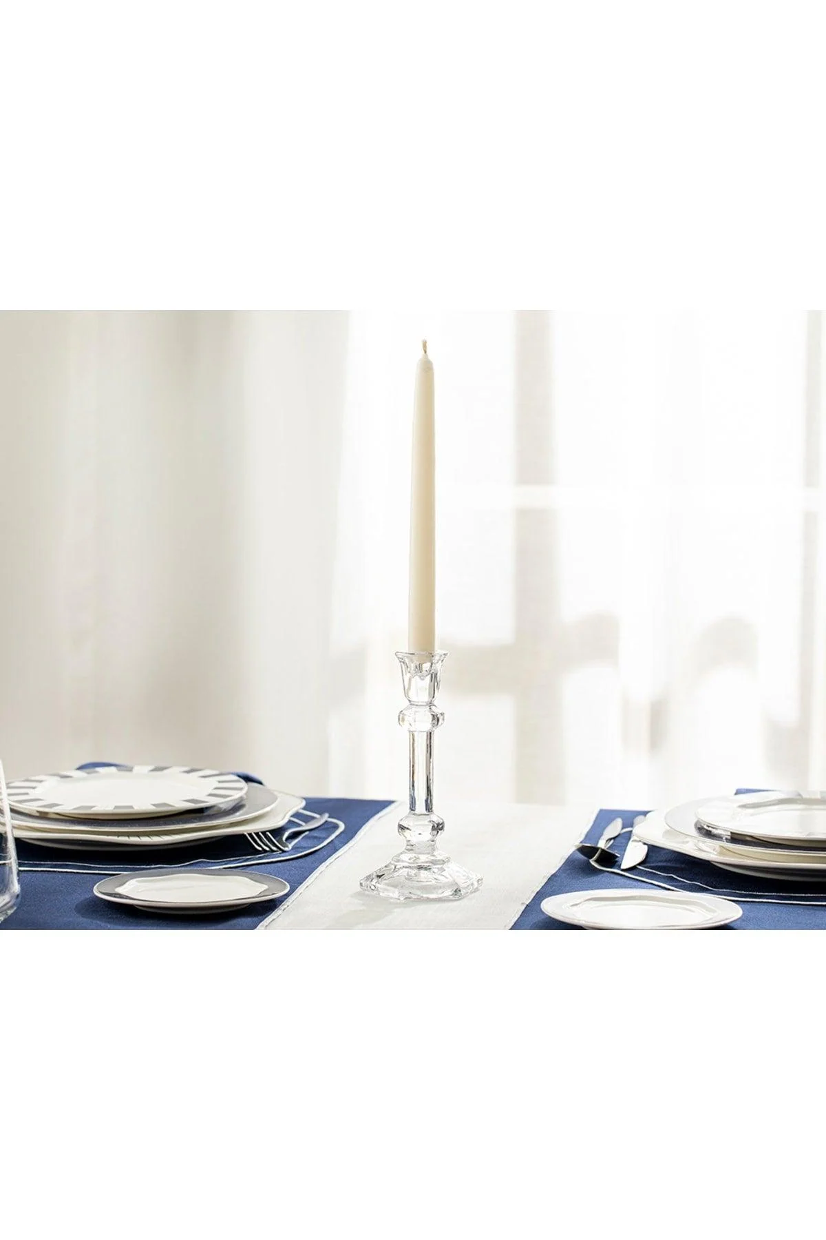 Transparent Glass Candlestick – 10 × 20 cm