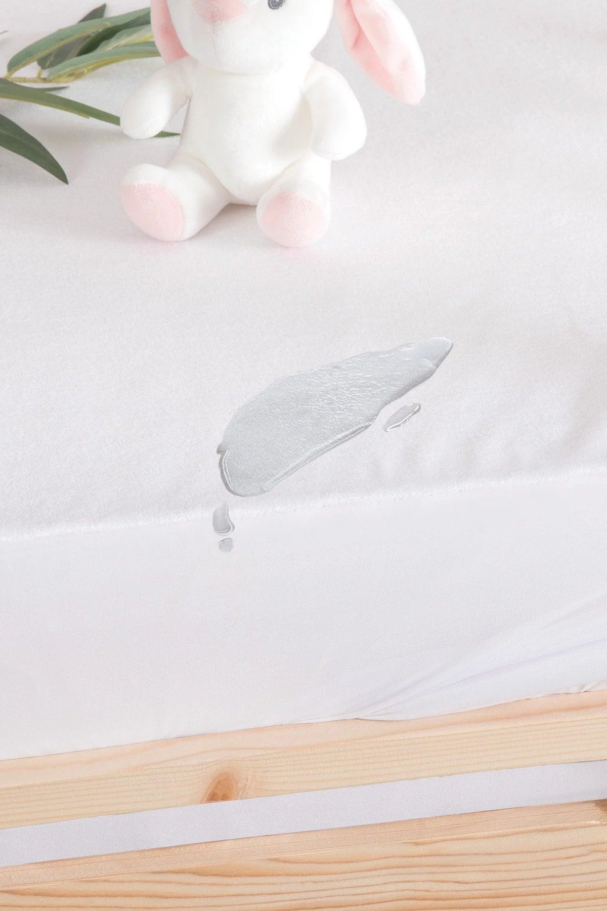 Bamboo Waterproof Childrens Undersheet with Cooling Effect