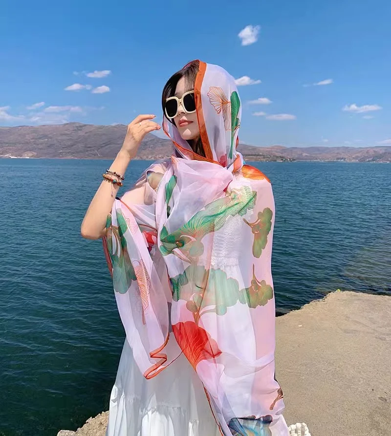 Beach Towel with Quick-Drying Design, 4-Season Use