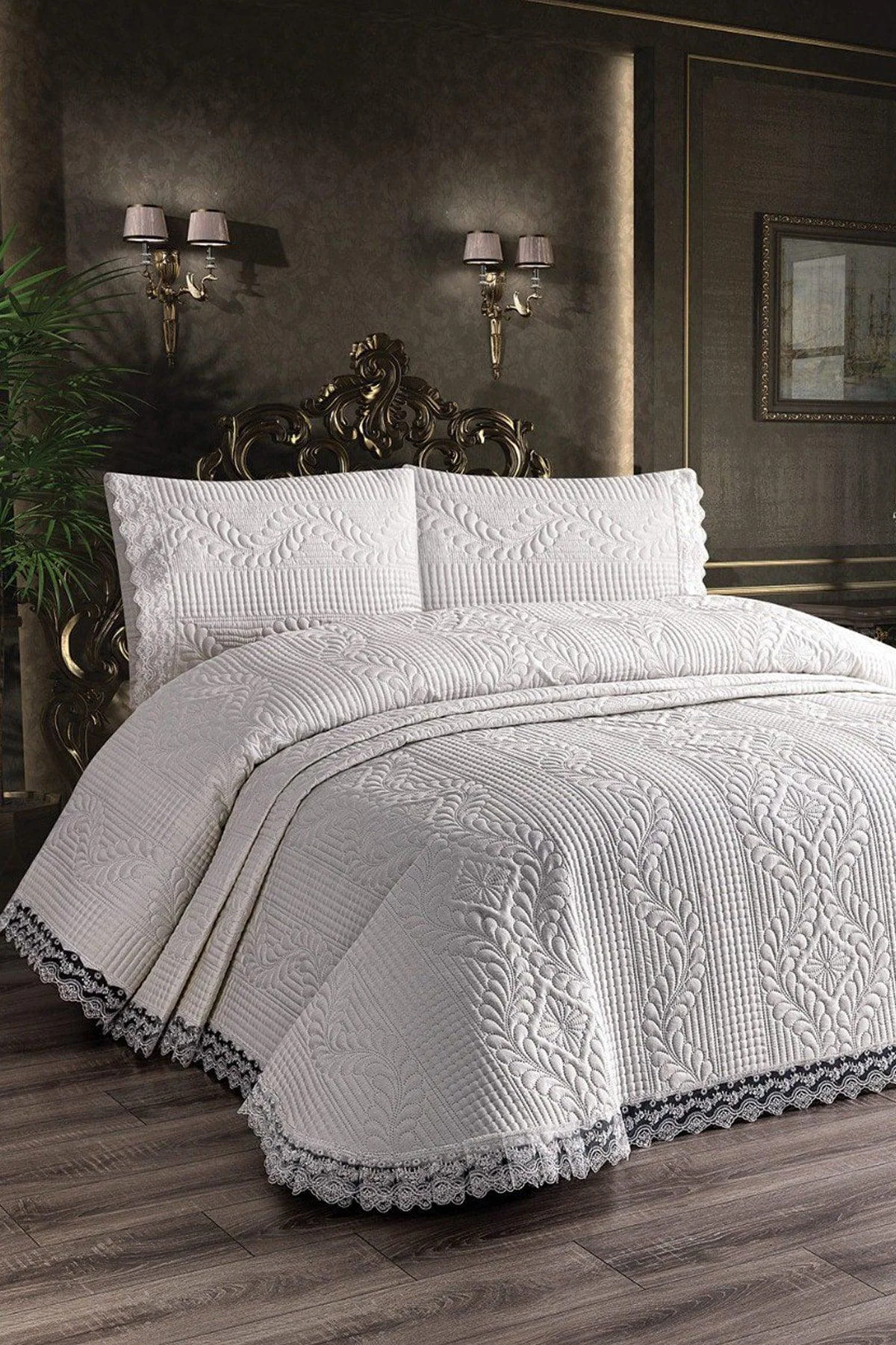 Double bedspread with microfiber front and interlining back, 250x260 cm