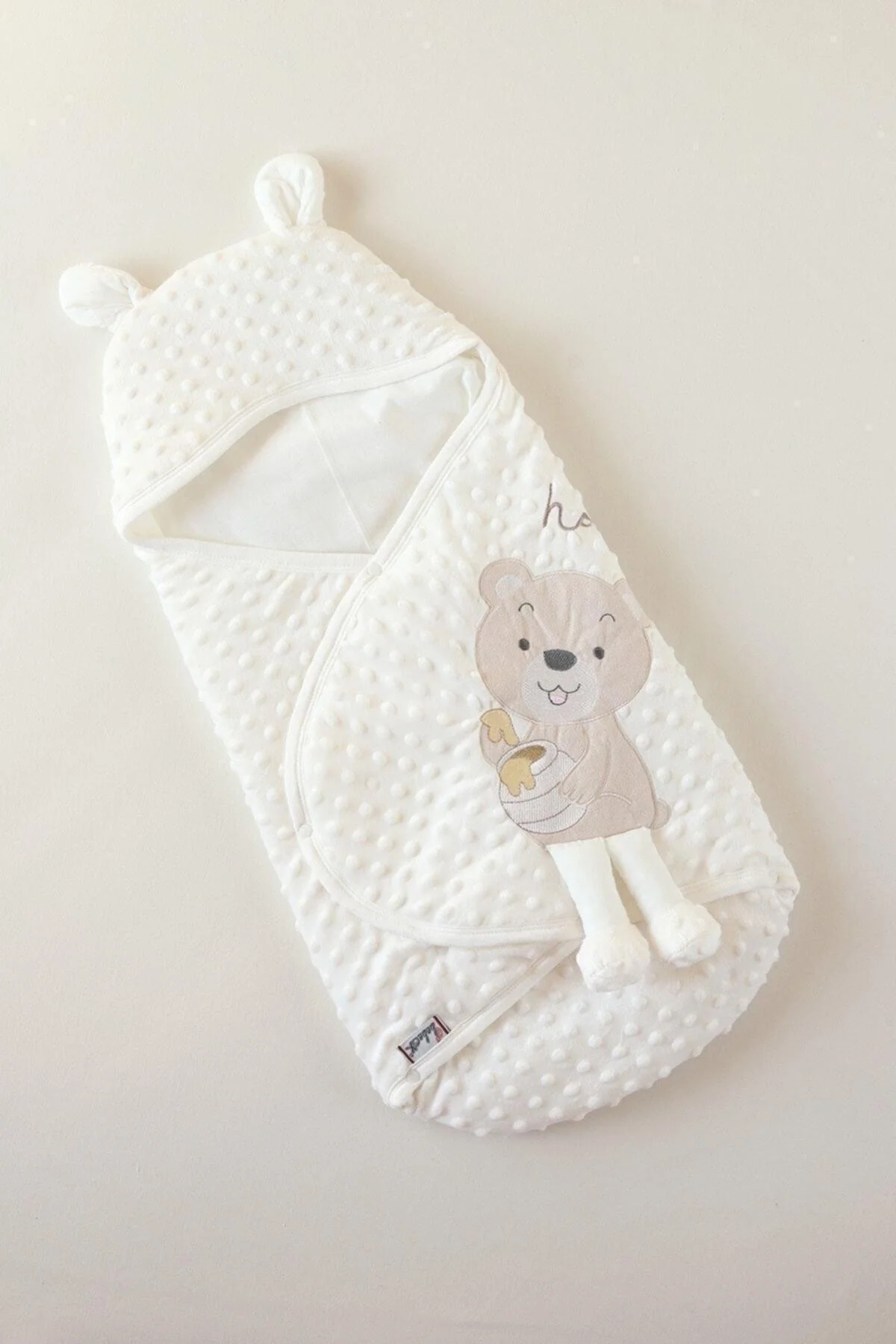 Allergy-Friendly Beige Swaddle Blanket for Infants