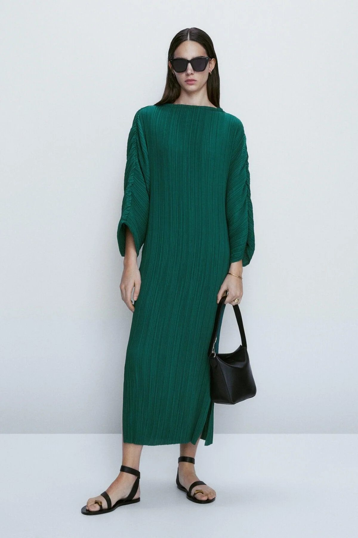 Polyester kaftan with pleated design and belt tie
