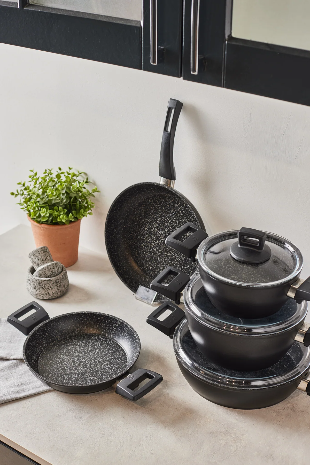 8-piece granite-coated cookware set