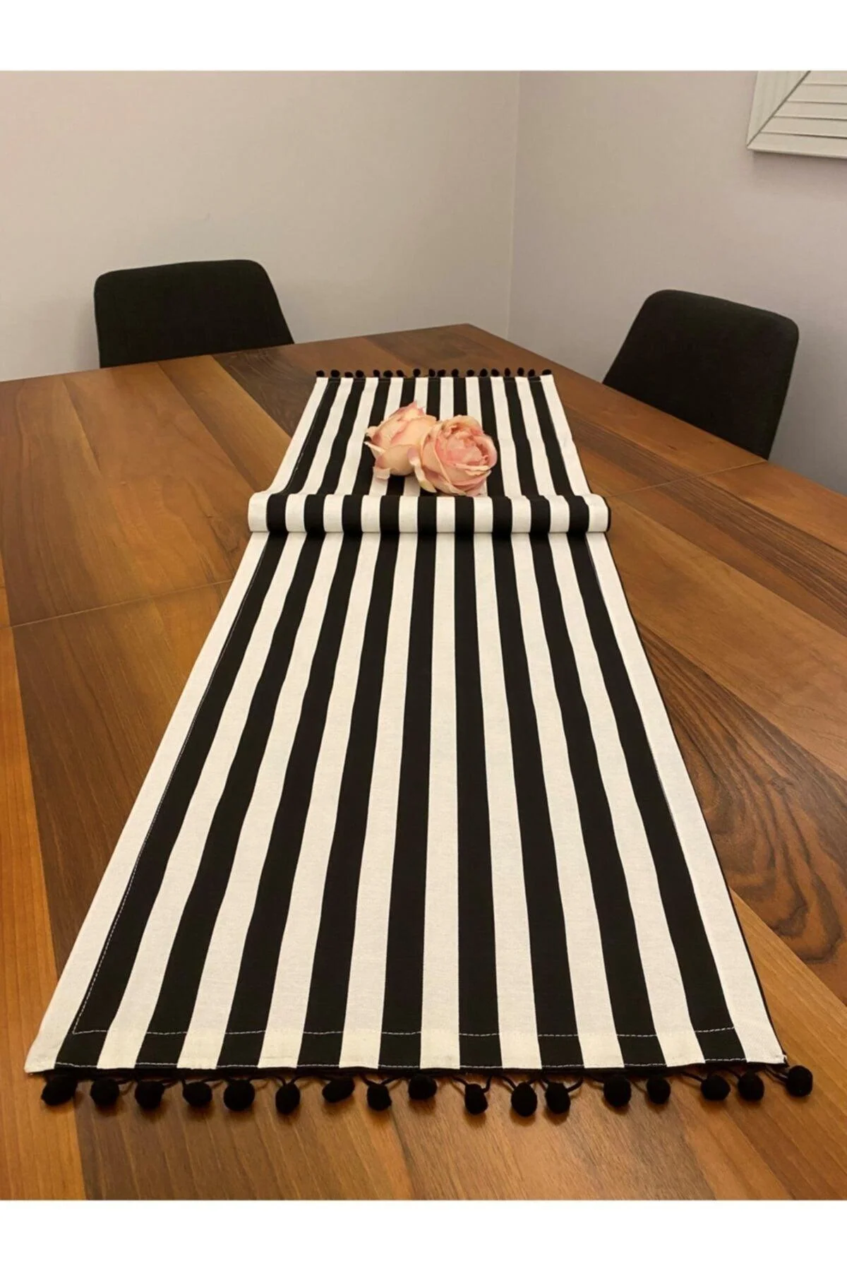 Stain-resistant cotton and polyester striped table runner in black